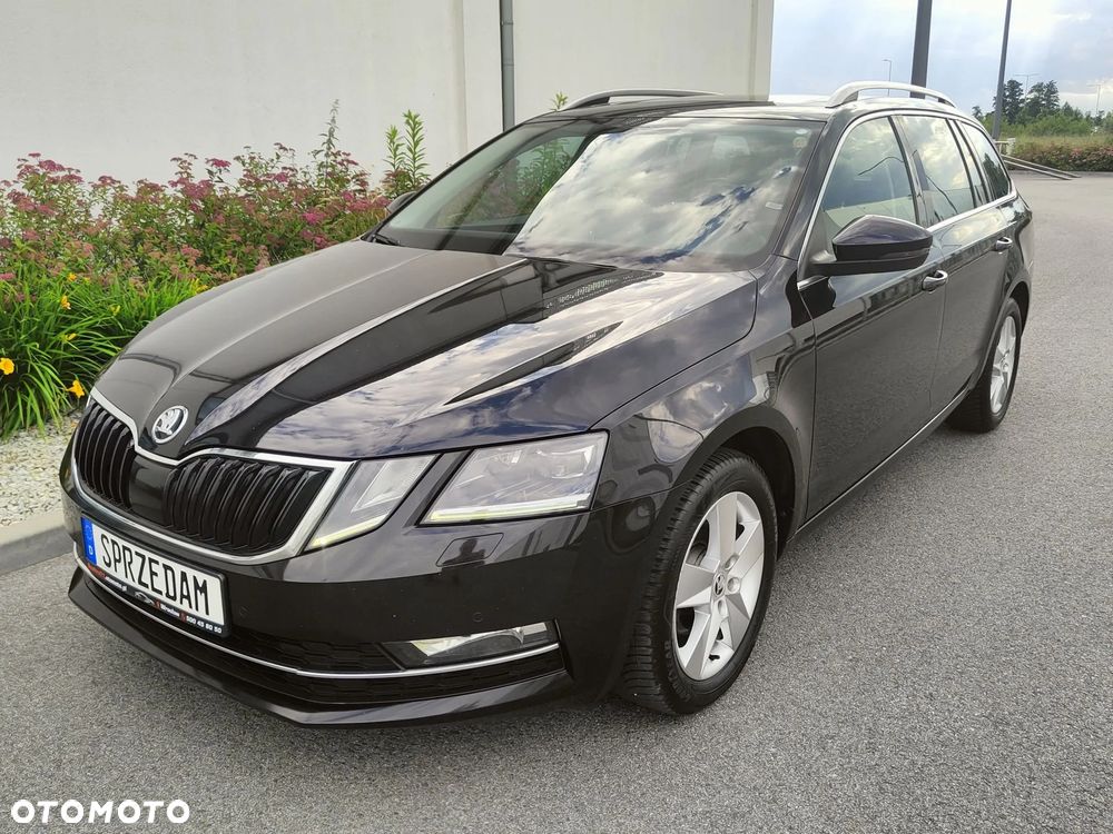 Skoda Octavia 1.6 TDI SCR Ambition DSG - 8