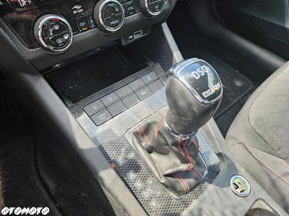 Skoda Octavia 2.0 TDI 4x4 DSG RS - 11