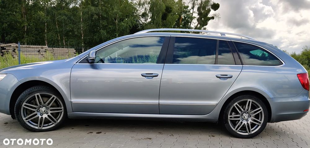 Skoda Superb 3.6 FSI 4x4 Elegance DSG - 2