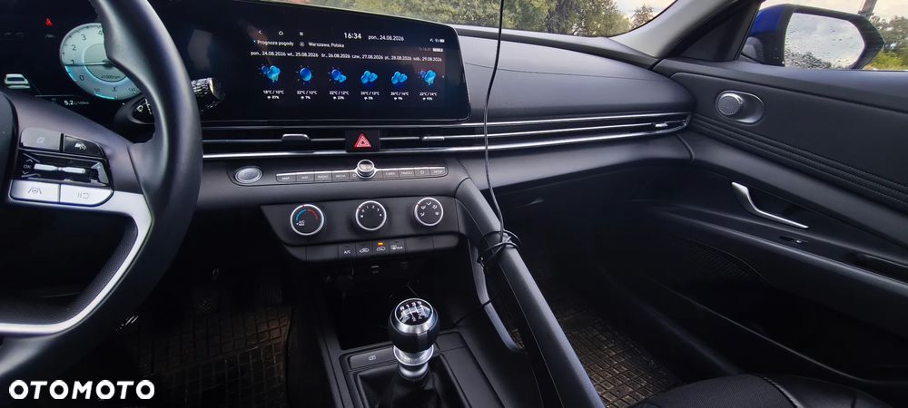 Hyundai Elantra 1.6 Modern - 13