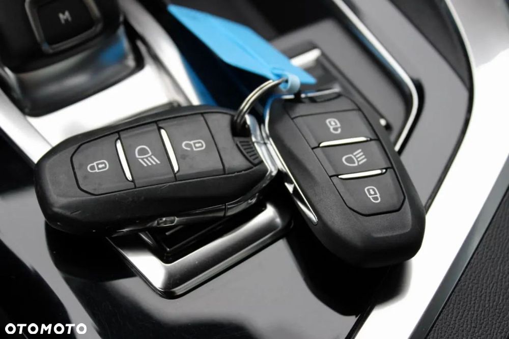 Peugeot 5008 BlueHDi 130 EAT8 GT - 26