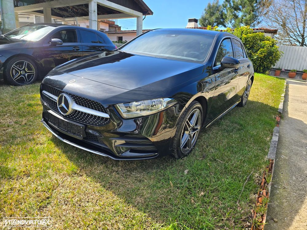 Mercedes-Benz A 250 e 8G-DCT AMG Line - 1