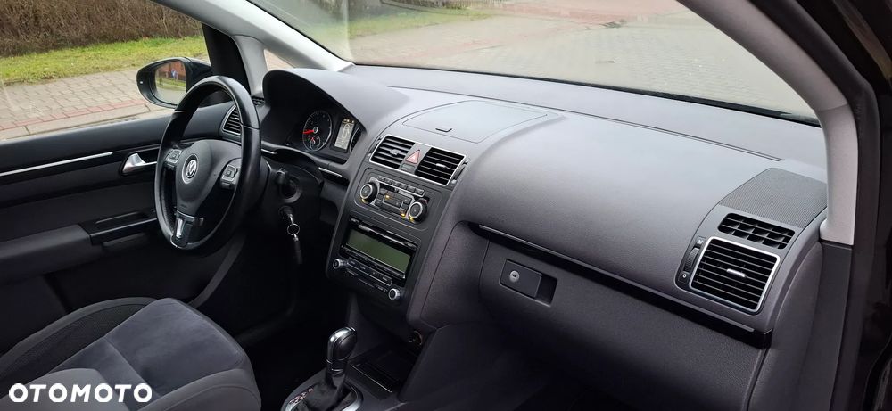 Volkswagen Touran 1.4 TSI DSG Highline - 5
