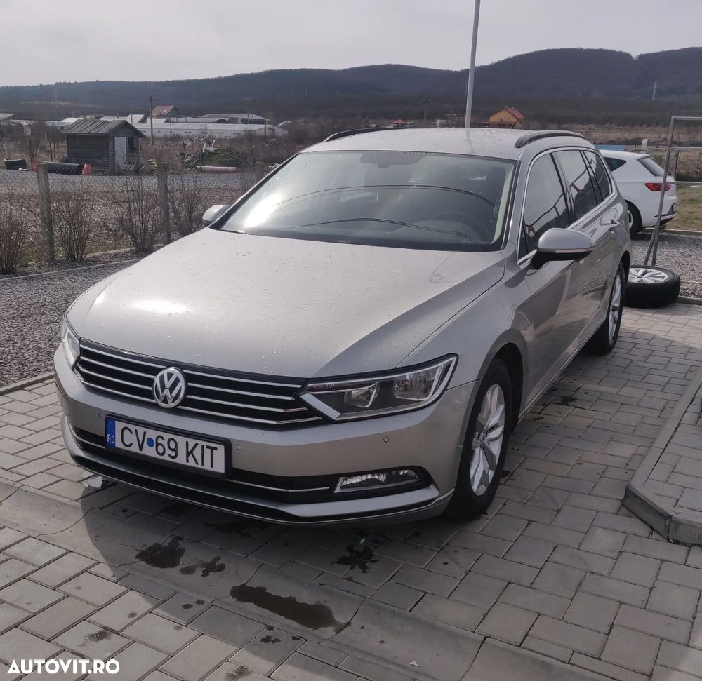 Volkswagen Passat 1.6 TDI Comfortline - 2