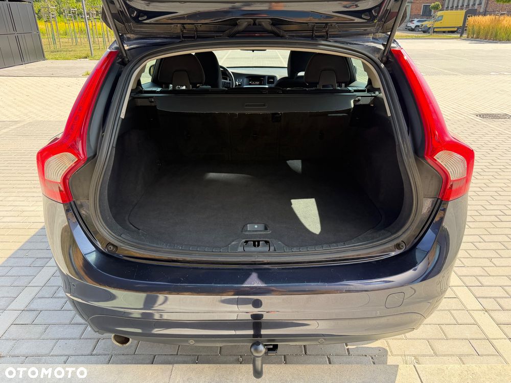 Volvo V60 D2 Drive-E Kinetic - 11