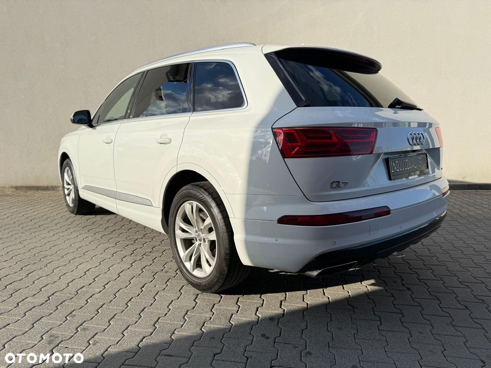 Audi Q7 3.0 TFSI Quattro Tiptronic - 6
