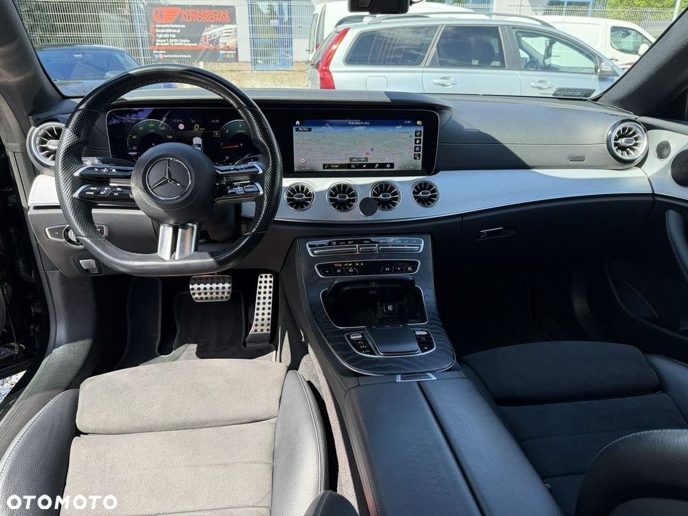 Mercedes-Benz Klasa E 220 d 4-Matic AMG - 28