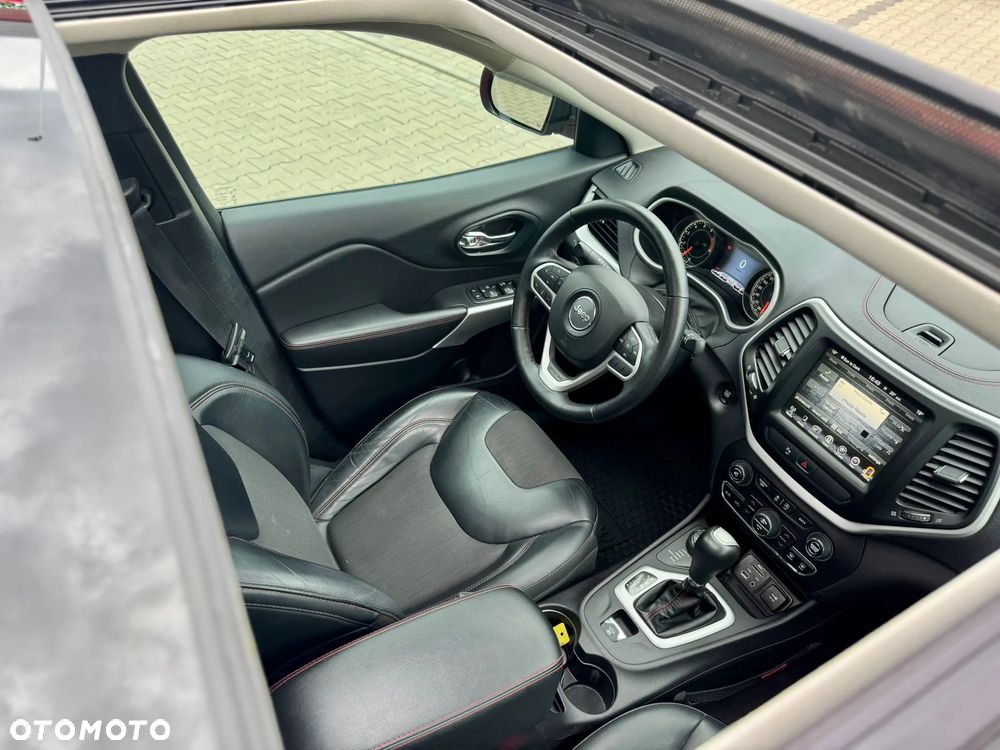 Jeep Cherokee 3.2 V6 Pentastar Active Drive Lock Autom Trailhawk - 13