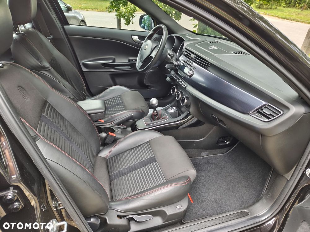 Alfa Romeo Giulietta 2.0 JTDM 16V Turismo - 6