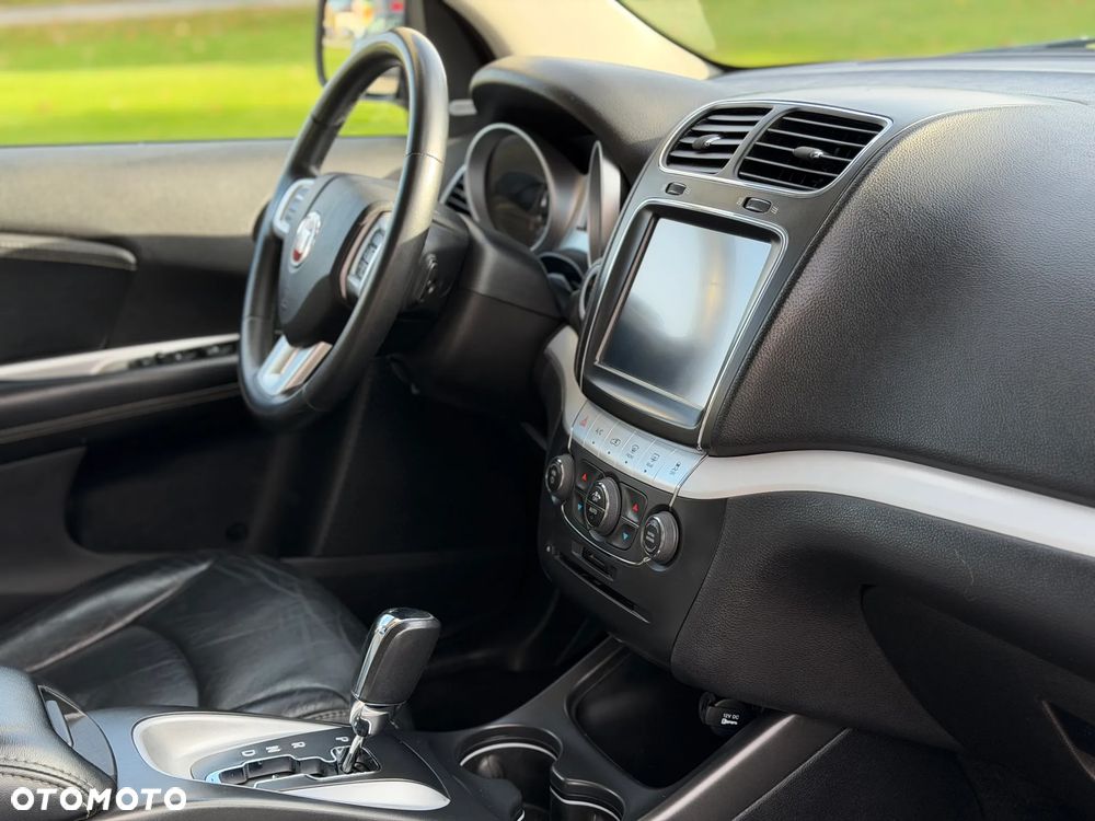 Fiat Freemont 3.6 V6 Lounge - 12