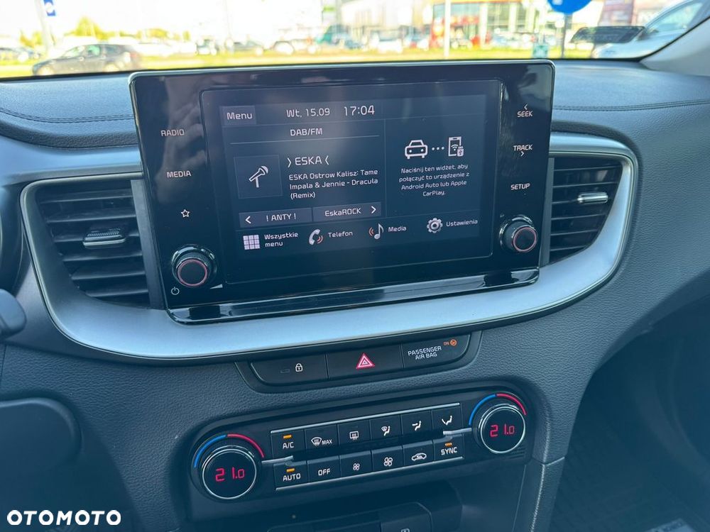 Kia Ceed 1.5 T-GDI M - 11