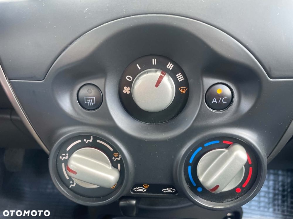 Nissan Micra 1.2 30 Jahre Edition - 21