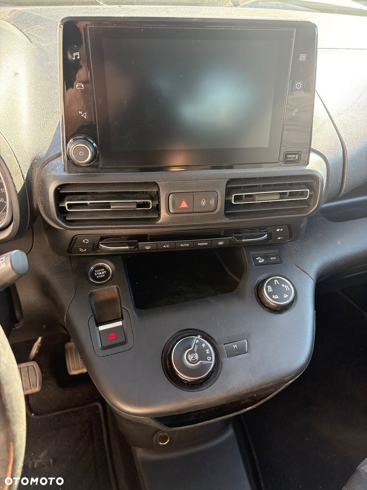 Opel Combo 1.2 Turbo Elite S&S - 11