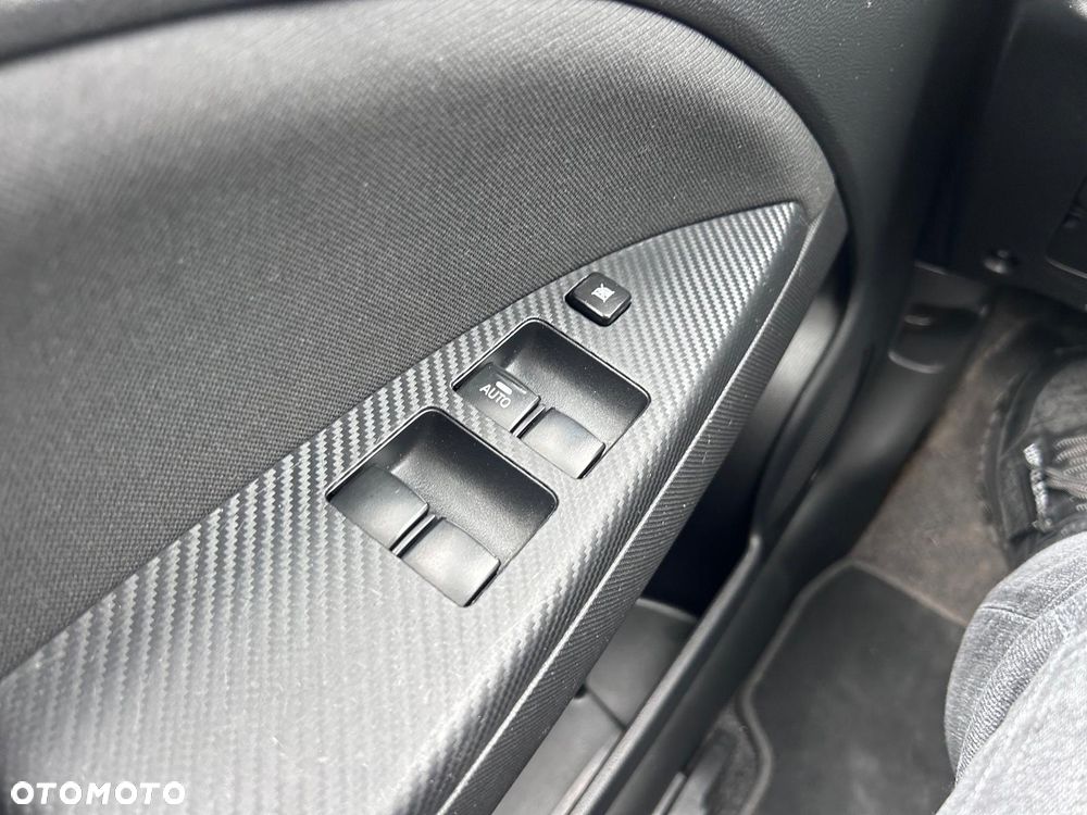 Mitsubishi Space Star 1.2 Intense CVT - 9