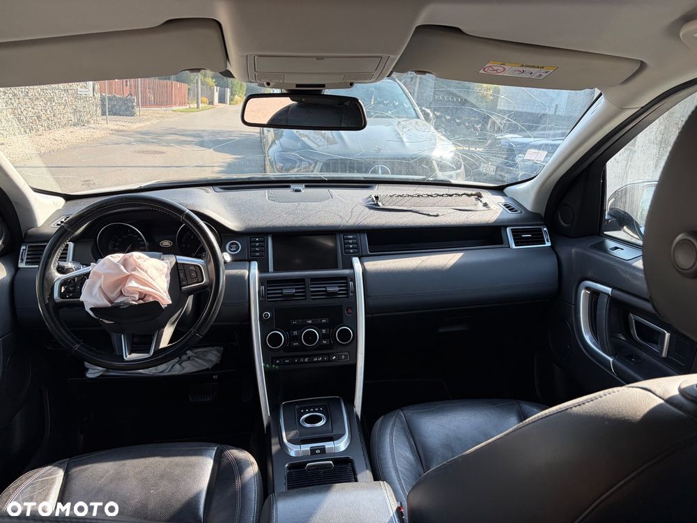 Land Rover Discovery Sport - 27