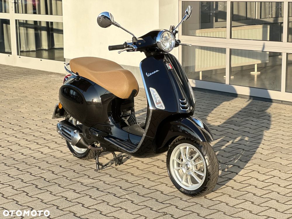Vespa Primavera - 1