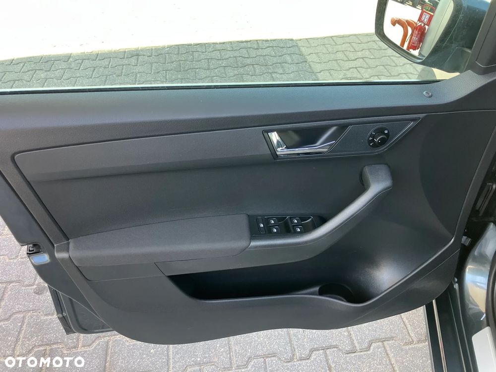 Skoda Fabia 1.0 TSI Monte Carlo - 16