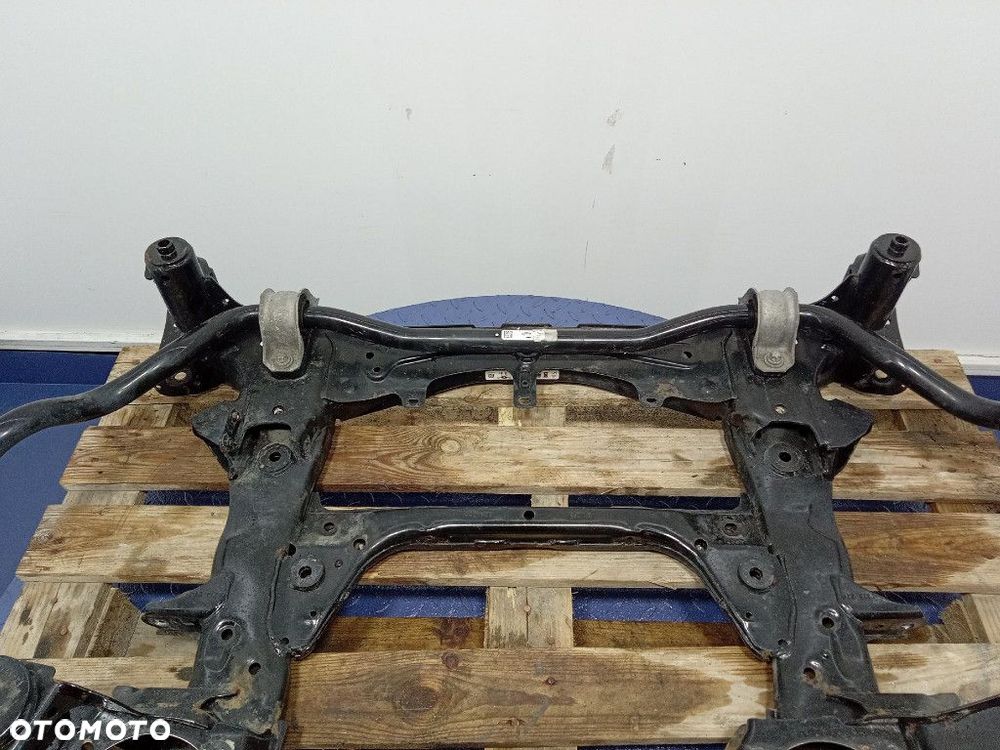 BMW X7 G07 G05 X5 G06 X6 TRAWERS WÓZEK SANKI PRZÓD 6873973 - 2