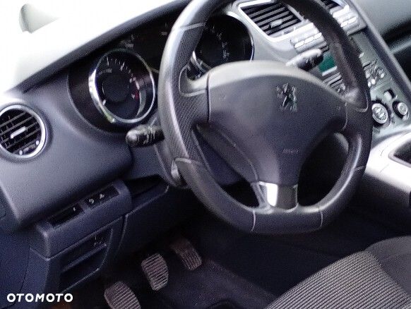 Peugeot 5008 - 20