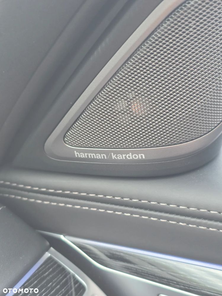 BMW Seria 7 M760Li xDrive - 36
