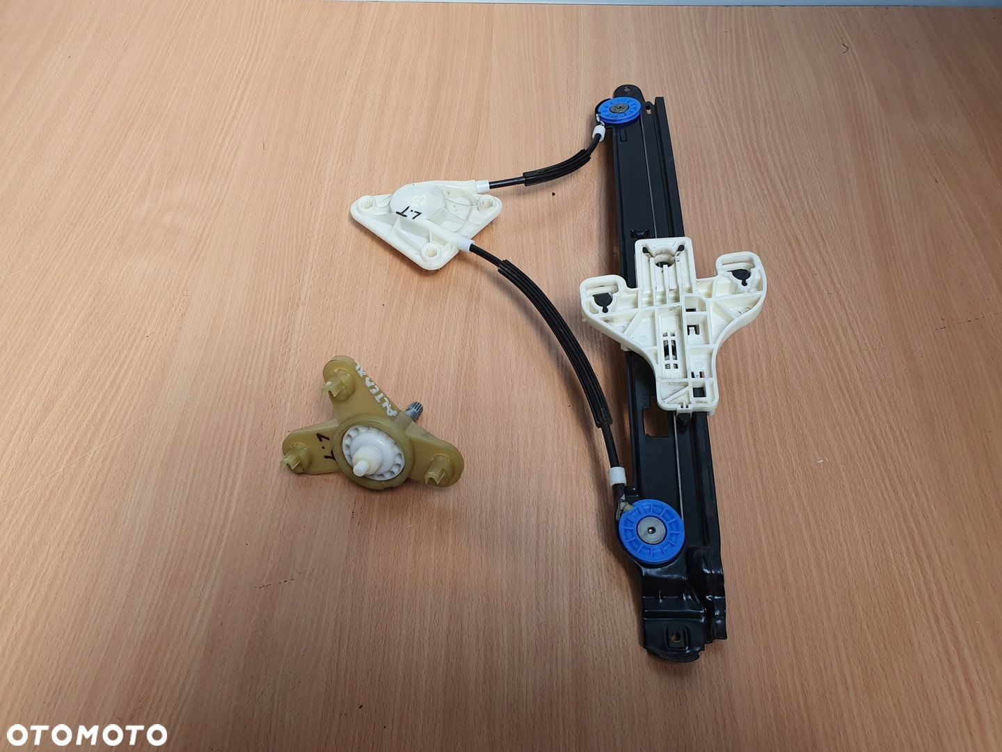 PODNOŚNIK MECHANIZM SZYBY DRZWI PRZÓD TYŁ LEWY PRAWY SEAT ALTEA XL 09r - 2