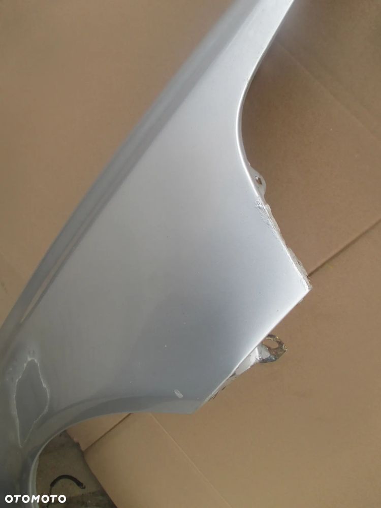 błotnik prawy Volvo V40 S40 lift - 3