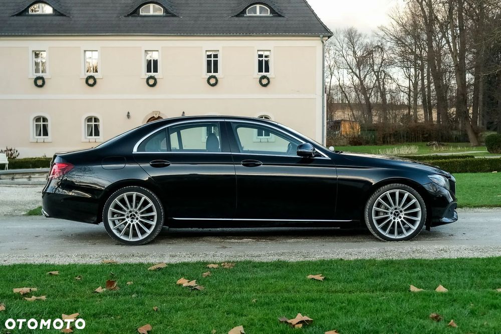 Mercedes-Benz Klasa E 220 d 9G-TRONIC - 3