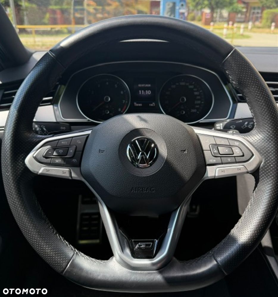 Volkswagen Passat 2.0 TSI Elegance DSG - 9