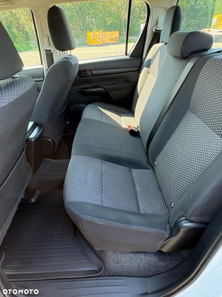 Toyota Hilux 2.4 D-4D Double Cab DL 4x4 - 16