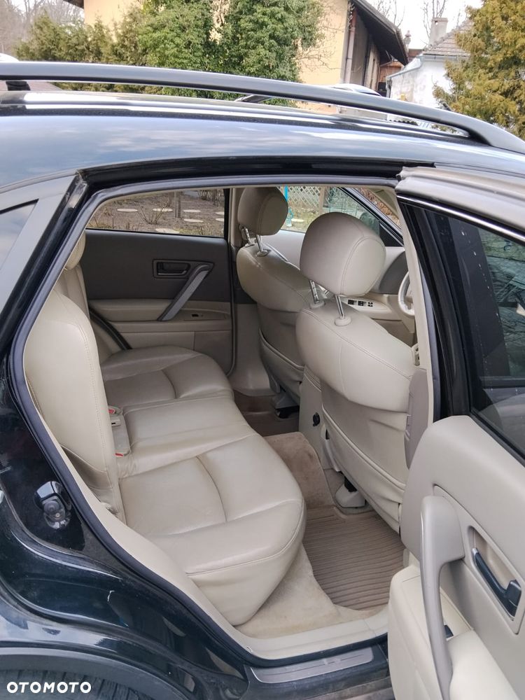 Infiniti FX FX35 - 10