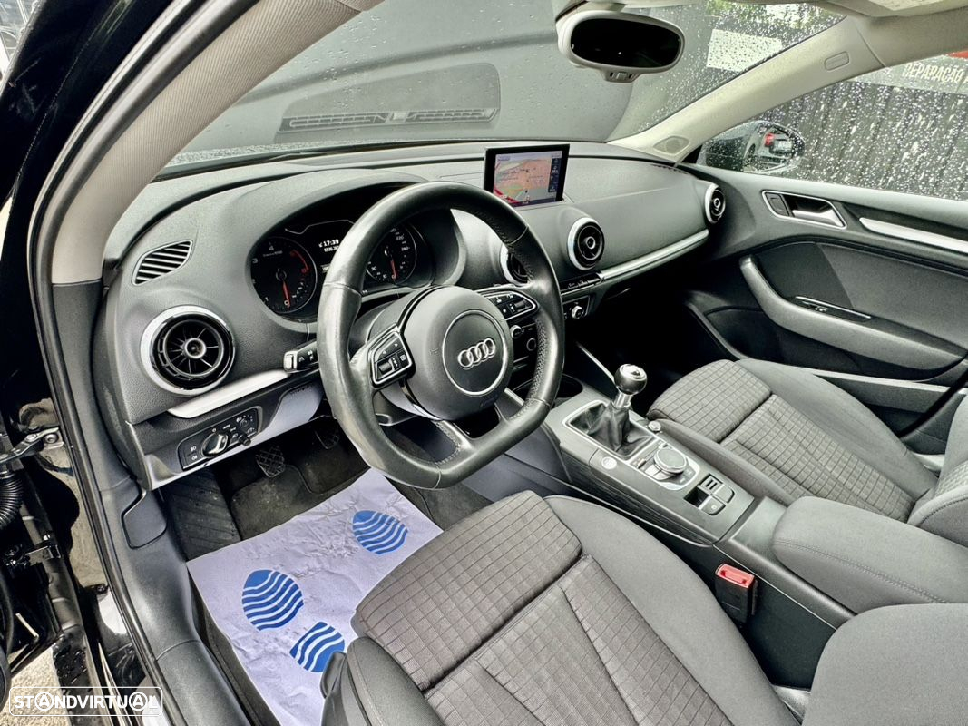Audi A3 Limousine 2.0 TDI S-line - 45