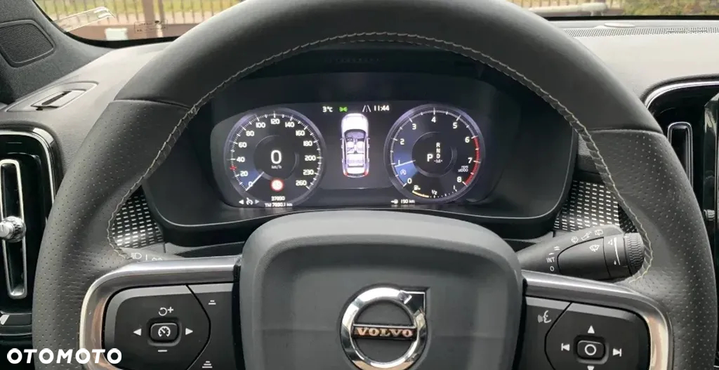 Volvo XC 40 T4 AWD R-Design - 14