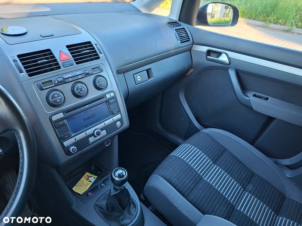 Volkswagen Touran 1.6 Trendline - 23