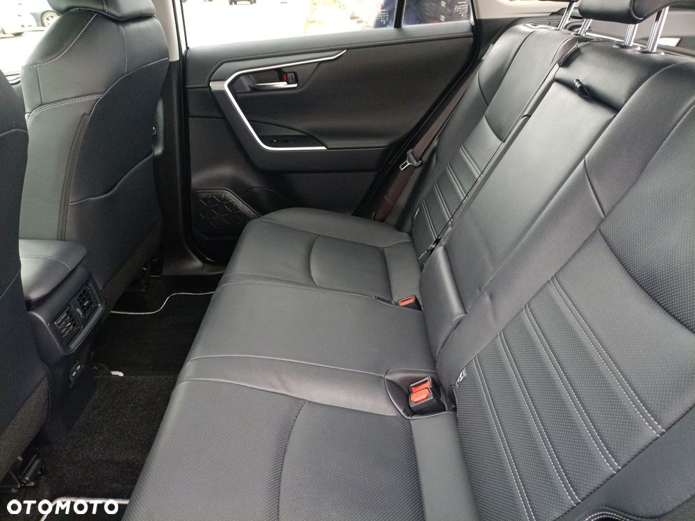 Toyota RAV4 - 14
