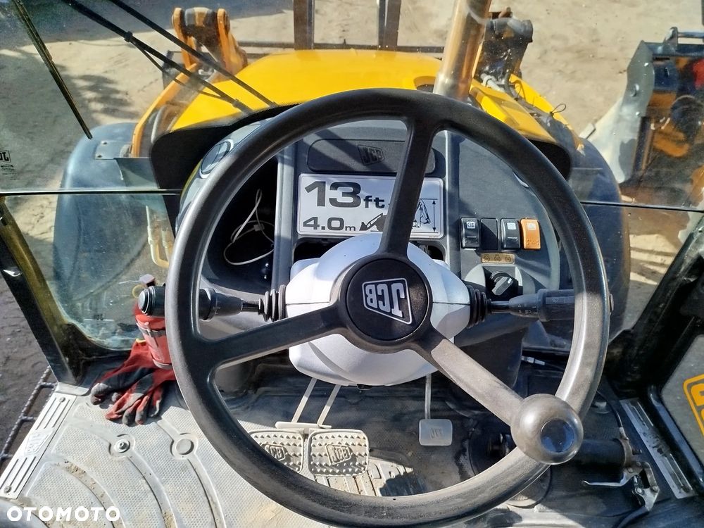 JCB 3CX - 5