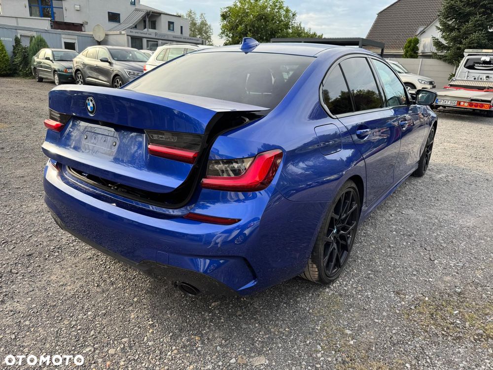 BMW Seria 3 330i xDrive M Sport - 8