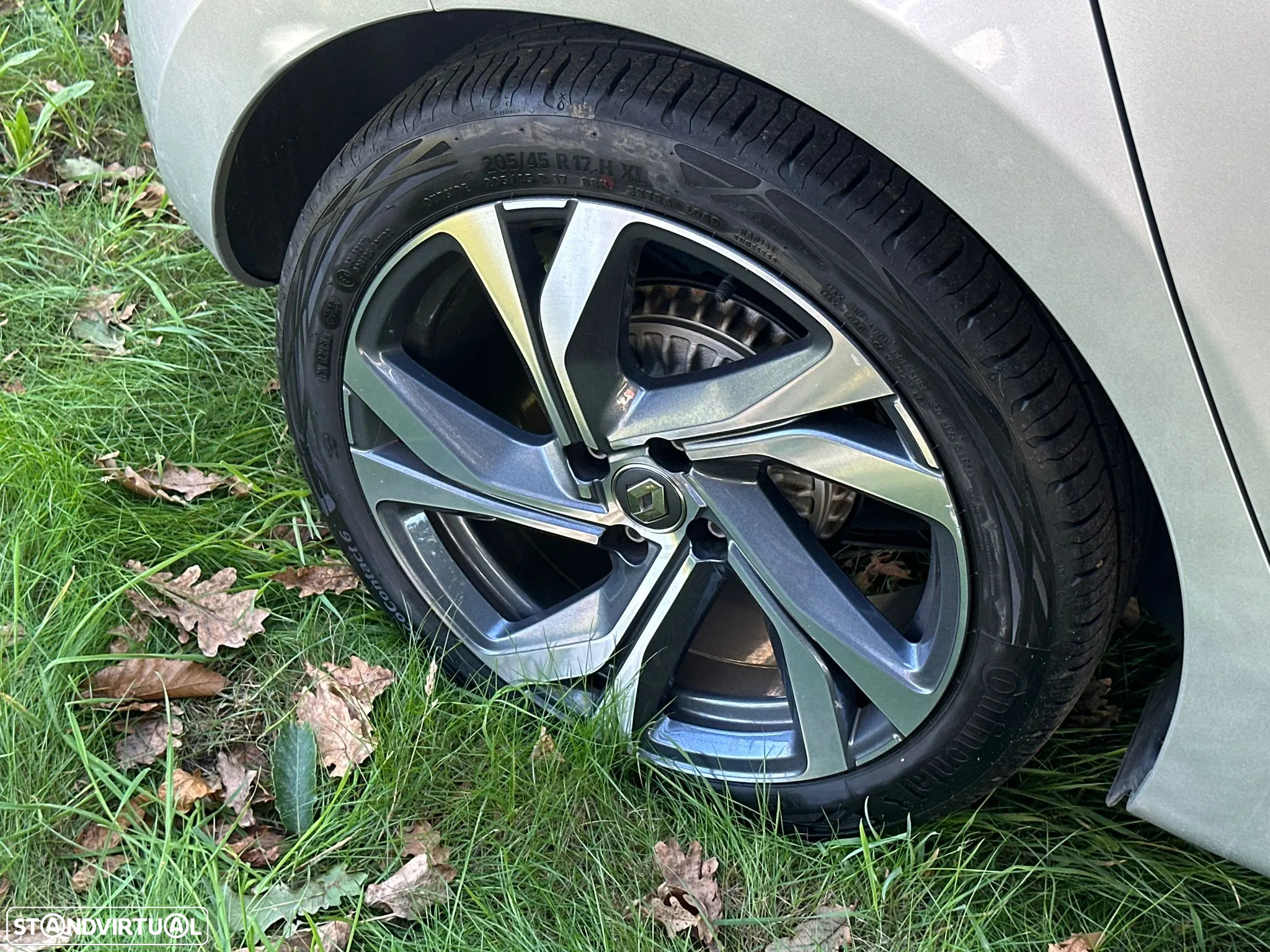 Renault Clio 1.0 TCe RS Line CVT - 11