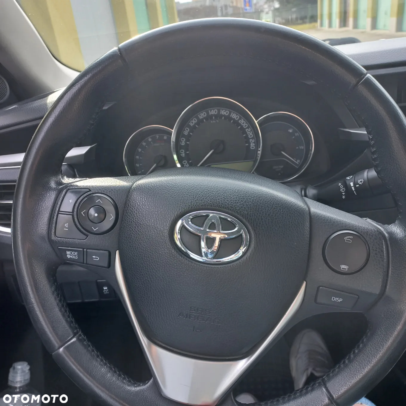 Toyota Corolla 1.6 Premium - 4