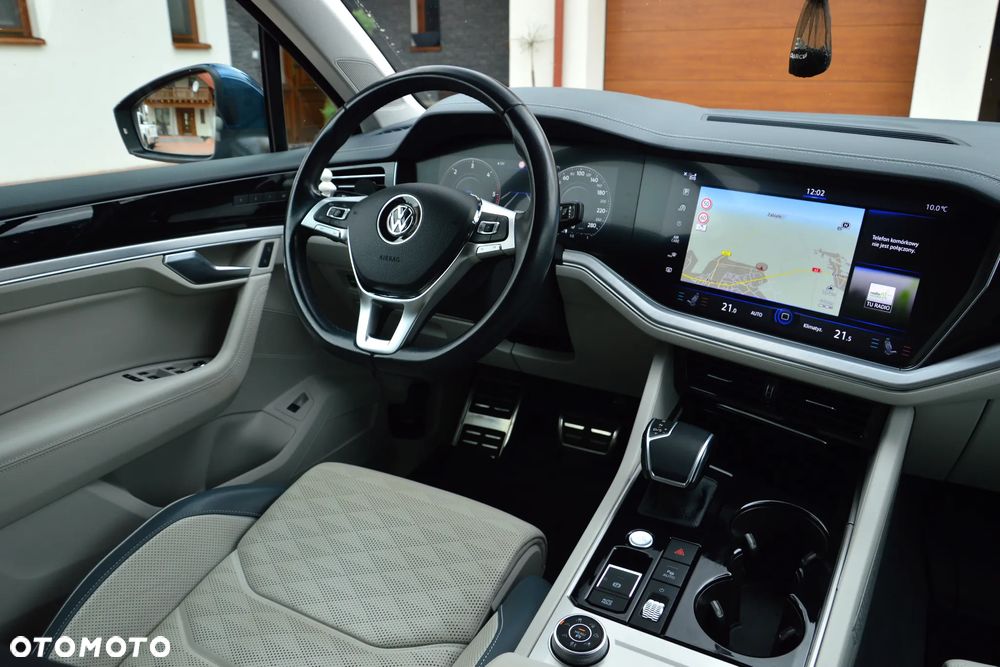 Volkswagen Touareg 4.0 V8 TDI SCR 4Mot R-Line - 23