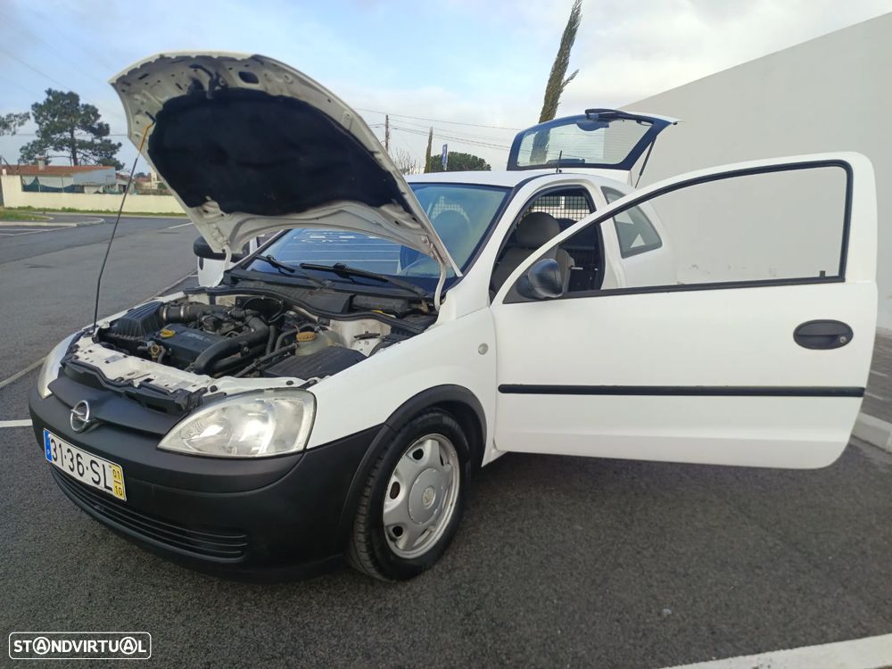 Opel Corsa 1.7 DTi - 8