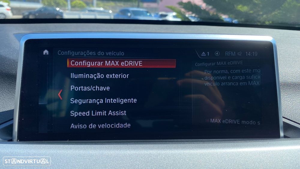 BMW X1 25 e xDrive Corporate Edition - 42