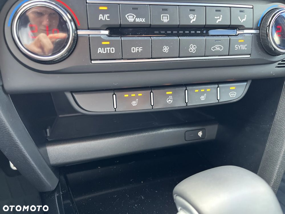 Kia XCeed 1.5 T-GDI Prestige Line DCT - 26