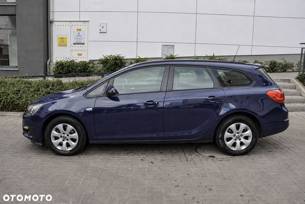 Opel Astra - 2