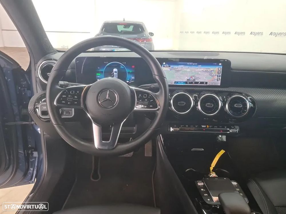 Mercedes-Benz A 250 e Style Plus - 9