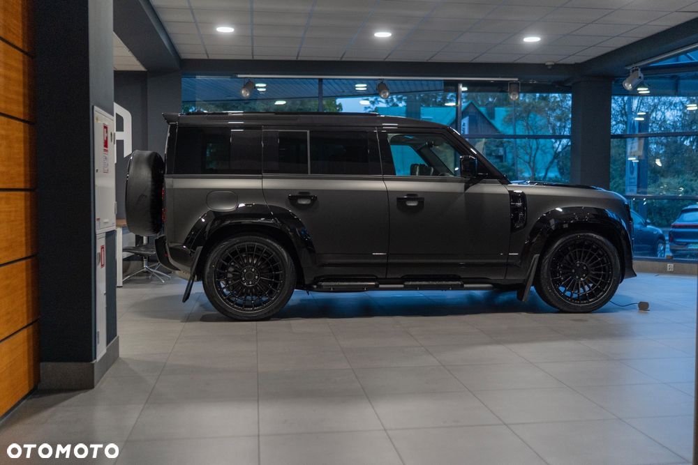 Land Rover Defender - 18