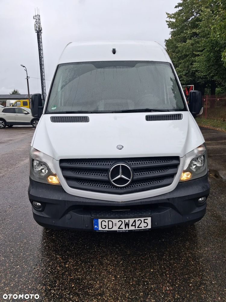 Mercedes-Benz Sprinter - 5