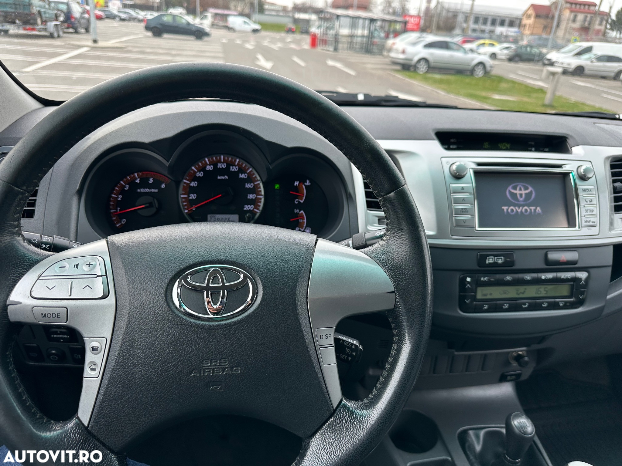 Toyota Hilux - 4
