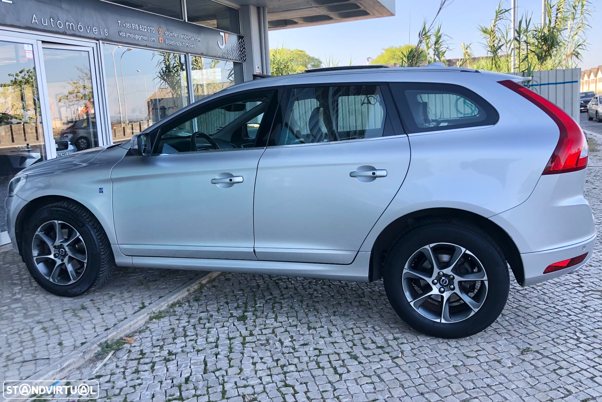 Volvo XC 60 2.0 D4 VOR Geartronic - 10