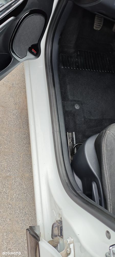 Renault Clio 0.9 TCe Techno Feel - 15