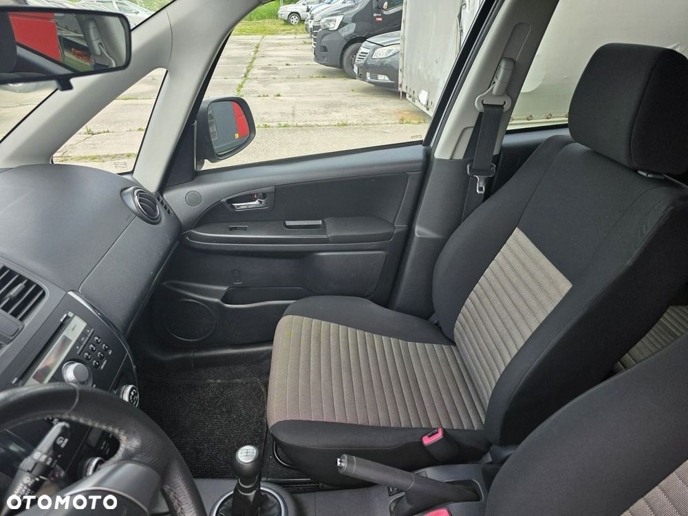 Fiat Sedici - 11